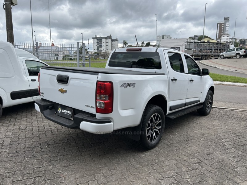 S10 2.8 LS 4X4 CD 16V TURBO DIESEL 4P MANUAL - 2022 - FARROUPILHA