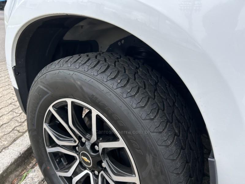 S10 2.8 LS 4X4 CD 16V TURBO DIESEL 4P MANUAL - 2022 - FARROUPILHA