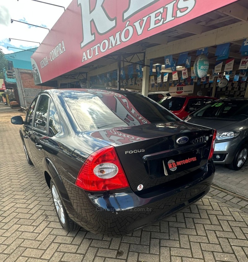 FOCUS 2.0 SEDAN 16V GASOLINA 4P MANUAL - 2013 - PAROBé