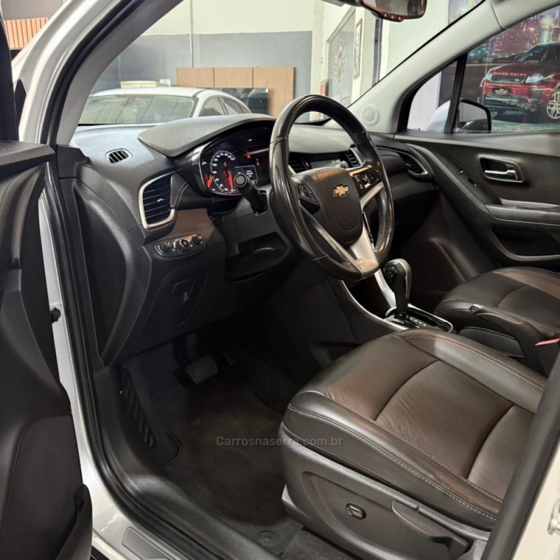 TRACKER 1.4 16V PREMIER TURBO FLEX 4P AUTOMÁTICO - 2018 - SAPUCAIA DO SUL