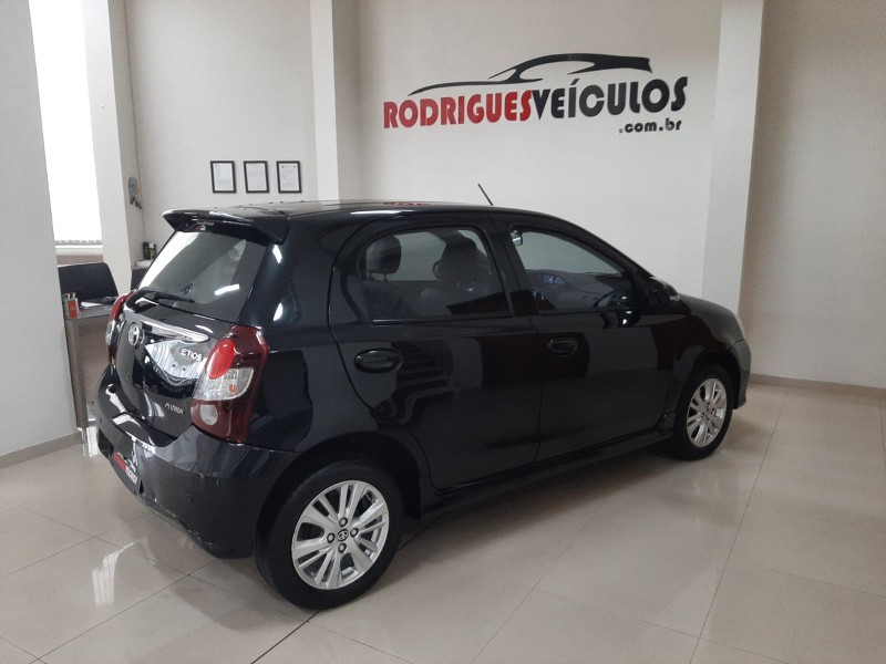 ETIOS 1.5 PLATINUM 16V FLEX 4P AUTOMÁTICO - 2018 - CAXIAS DO SUL