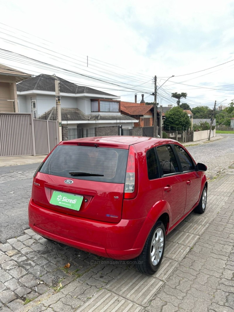 FIESTA 1.6 MPI HATCH 8V FLEX 4P MANUAL - 2011 - BENTO GONçALVES