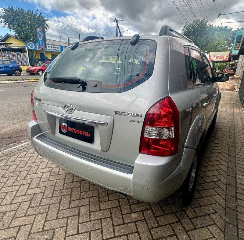 TUCSON 2.0 MPFI GLS 16V 143CV 2WD FLEX 4P AUTOMÁTICO - 2013 - PAROBé