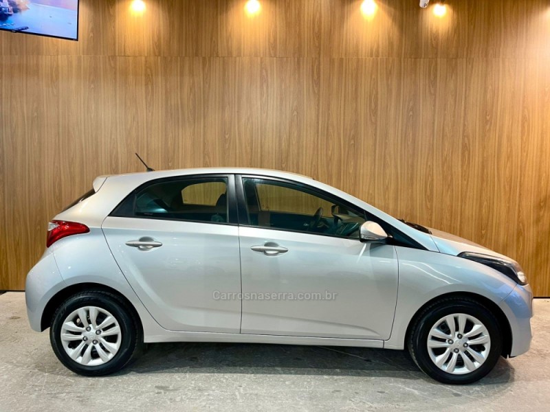 HB20 1.6 COMFORT 16V FLEX 4P MANUAL - 2017 - BENTO GONçALVES