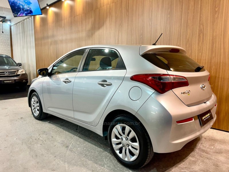 HB20 1.6 COMFORT 16V FLEX 4P MANUAL - 2017 - BENTO GONçALVES