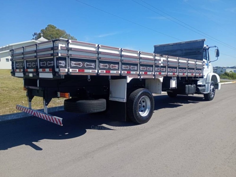 L-1620 3 EIXOS - 2000 - FARROUPILHA