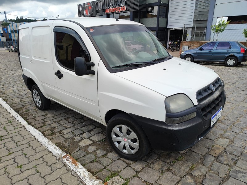 doblo 1.8 mpi cargo 8v gasolina 4p manual 2009 farroupilha