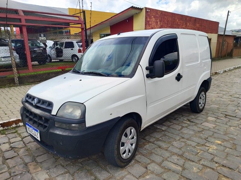 DOBLÓ 1.8 MPI CARGO 8V GASOLINA 4P MANUAL - 2009 - FARROUPILHA