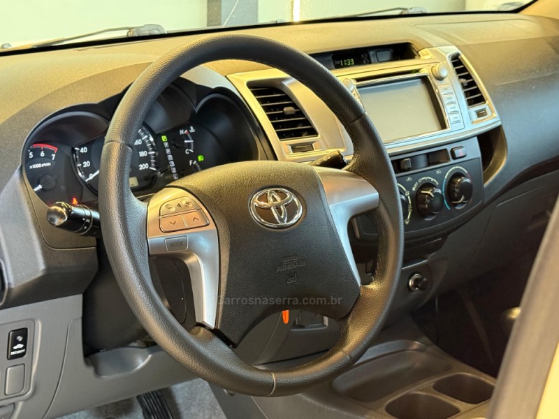 HILUX 2.7 SR 4X2 CD 16V FLEX 4P AUTOMÁTICO - 2014 - CAXIAS DO SUL
