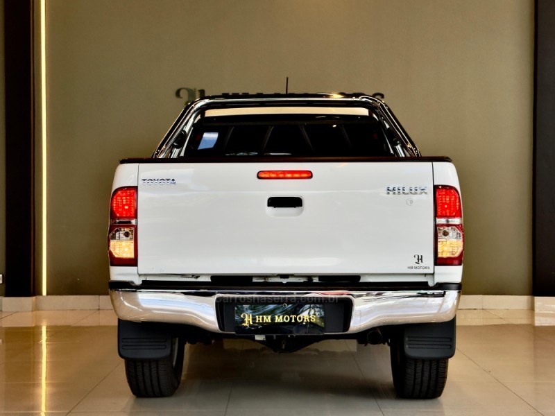 HILUX 2.7 SR 4X2 CD 16V FLEX 4P AUTOMÁTICO - 2014 - CAXIAS DO SUL