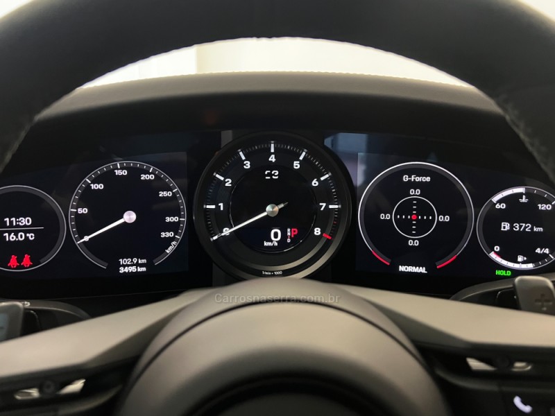911 3.0 CARRERA T COUPÉ AUTOMÁTICO - 2024 - FLORES DA CUNHA