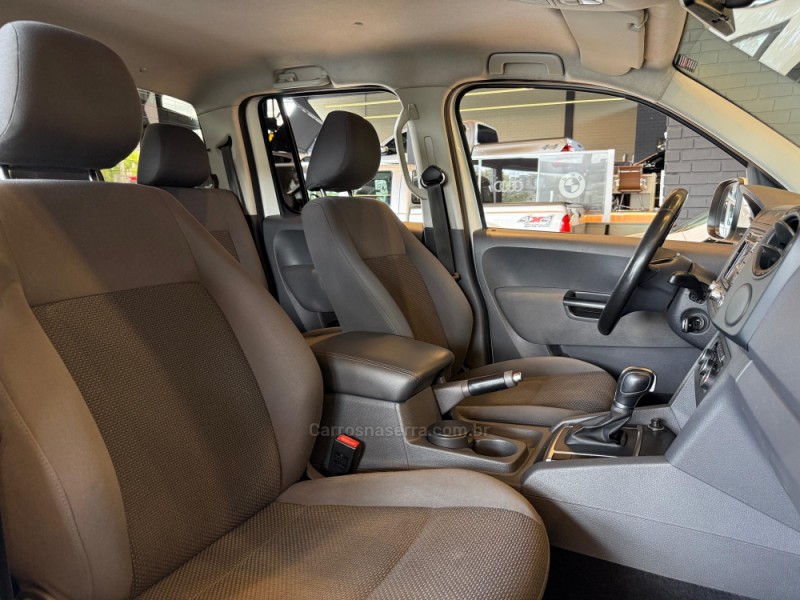 AMAROK 2.0 TRENDLINE 4X4 CD 16V TURBO INTERCOOLER DIESEL 4P AUTOMÁTICO - 2016 - CAXIAS DO SUL