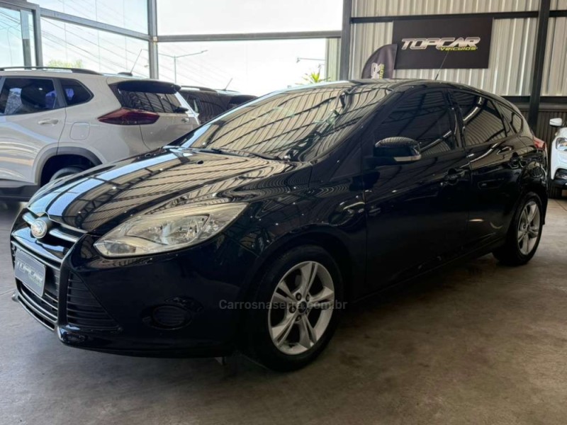 focus 1.6 se 16v flex 4p manual 2014 campo bom