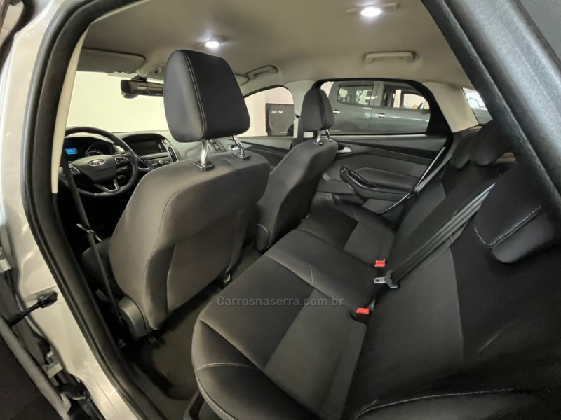 FOCUS 2.0 SE 16V FLEX 4P AUTOMÁTICO - 2018 - BENTO GONçALVES