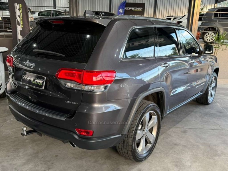 GRAND CHEROKEE 3.0 LIMITED 4X4 V6 24V TURBO DIESEL 4P AUTOMÁTICO - 2015 - CAMPO BOM