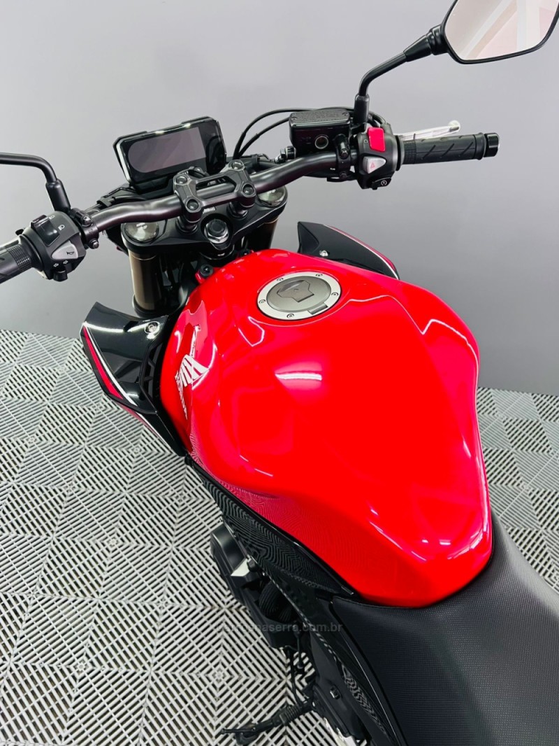 CB 500F  - 2023 - CAMPO BOM