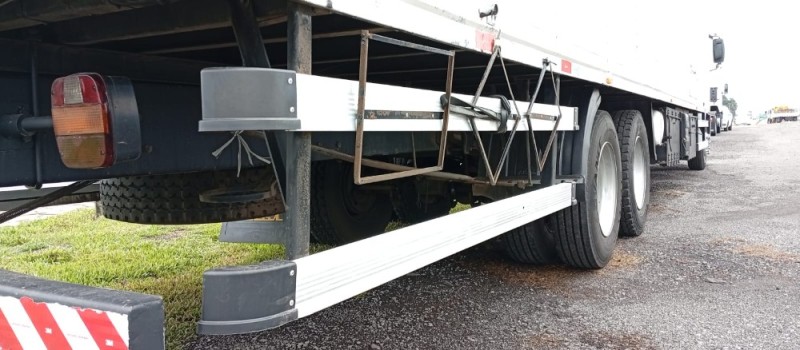 24-250 E CONSTELLATION 3 EIXOS - 2011 - FARROUPILHA