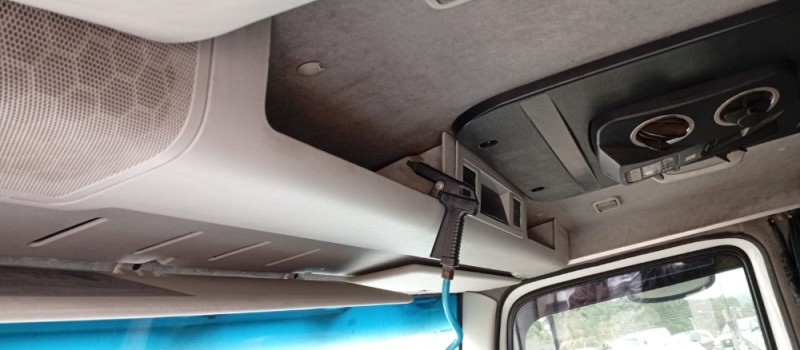 24-250 E CONSTELLATION 3 EIXOS - 2011 - FARROUPILHA