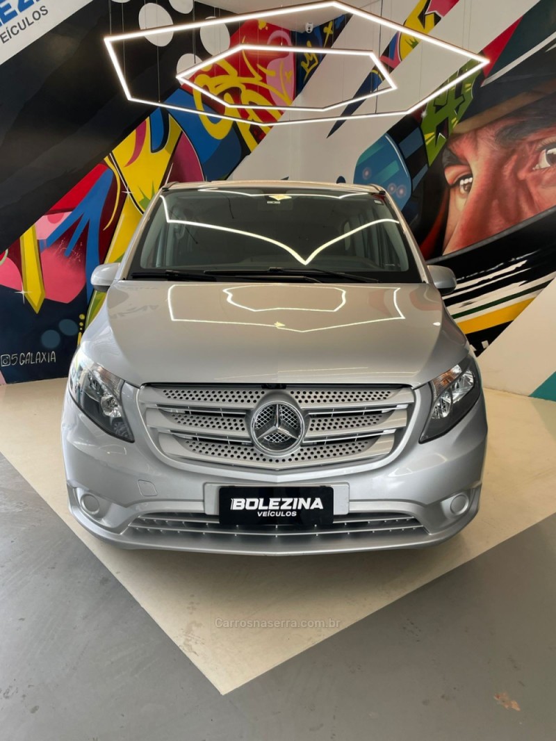 VITO 2.0 16V CGI FLEX TOURER 119 CONFORT 8+1 MANUAL - 2016 - NOVO HAMBURGO
