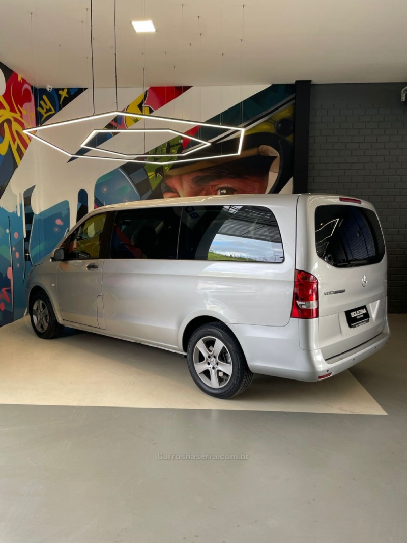 VITO 2.0 16V CGI FLEX TOURER 119 CONFORT 8+1 MANUAL - 2016 - NOVO HAMBURGO