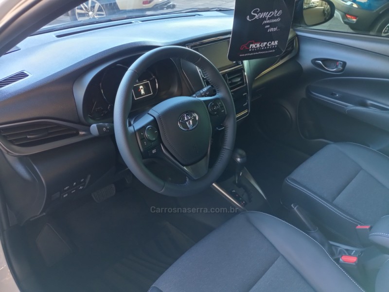 YARIS 1.5 XS 16V FLEX 4P AUTOMÁTICO - 2025 - CAXIAS DO SUL