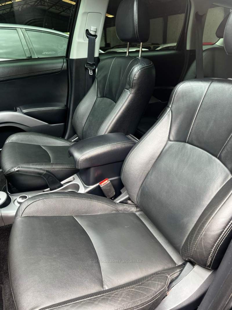 OUTLANDER 3.0 GT 4X4 V6 24V GASOLINA 4P AUTOMÁTICO - 2012 - NOVO HAMBURGO