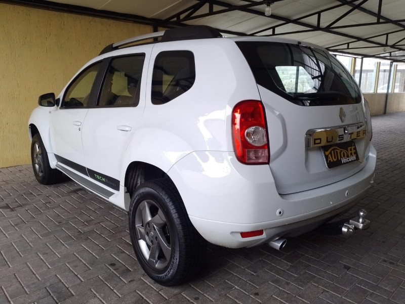 DUSTER RENAULT DUSTER 1.6 TECH ROAD DYNAMIQUE 4X2 16V FLEX 4P MANUAL - 2013 - CANELA