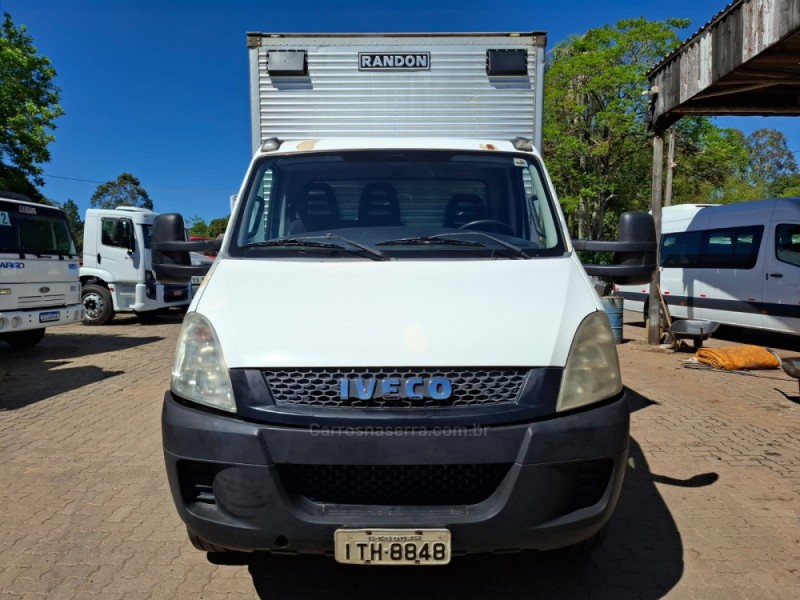 DAILY TRUCK 70C17 - 2013 - PORTãO