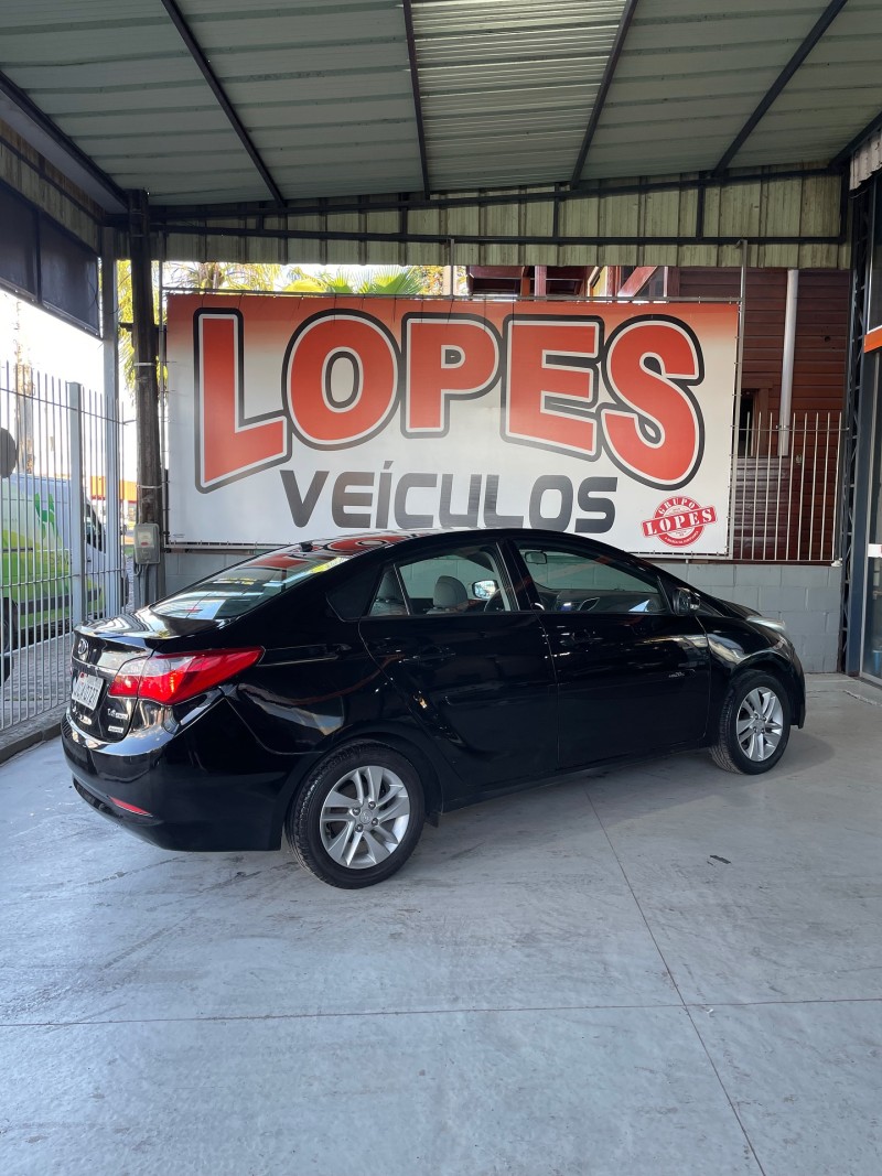 HB20S 1.6 PREMIUM 16V FLEX 4P AUTOMÁTICO - 2014 - PORTãO