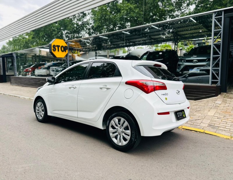 HB20 1.0 COMFORT PLUS 12V FLEX 4P MANUAL - 2018 - DOIS IRMãOS