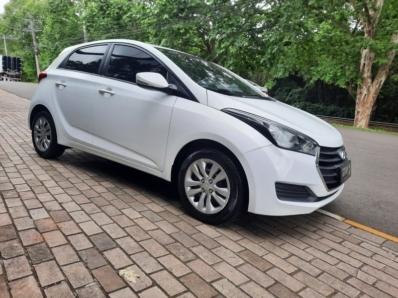 HB20 1.0 COMFORT PLUS 12V FLEX 4P MANUAL - 2018 - DOIS IRMãOS