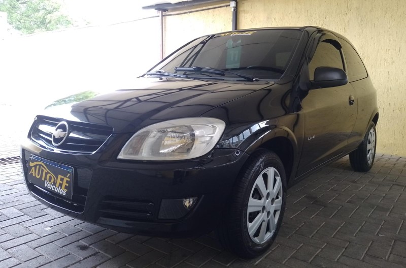 CELTA 1.0 MPFI LIFE 8V FLEX 2P MANUAL - 2011 - CANELA