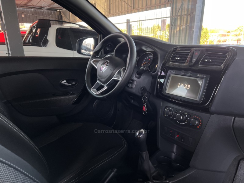 SANDERO 1.6 STEPWAY ZEN 16V FLEX 4P MANUAL - 2023 - BOM PRINCíPIO