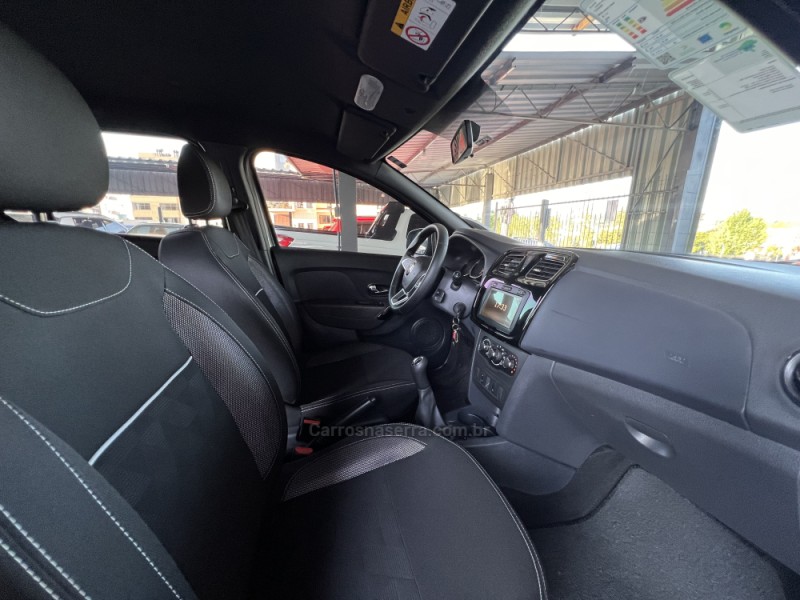 SANDERO 1.6 STEPWAY ZEN 16V FLEX 4P MANUAL - 2023 - BOM PRINCíPIO