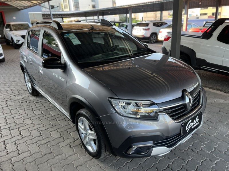 SANDERO 1.6 STEPWAY ZEN 16V FLEX 4P MANUAL - 2023 - BOM PRINCíPIO