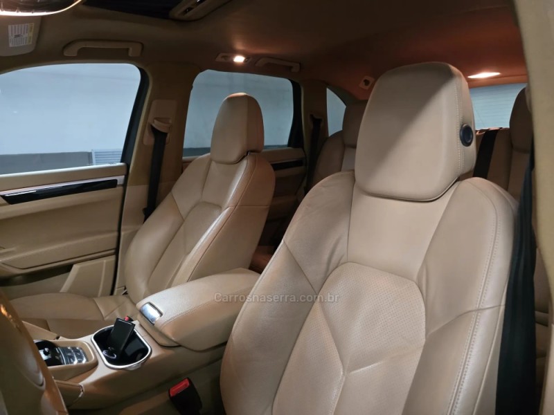 CAYENNE 3.6 4X4 V6 24V GASOLINA 4P TIPTRONIC - 2012 - PORTO ALEGRE