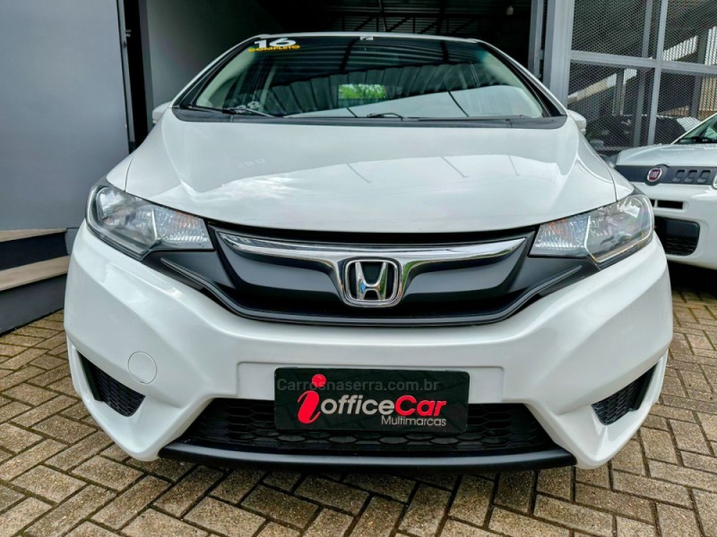 FIT 1.5 LX 16V FLEX 4P AUTOMÁTICO - 2016 - TRêS COROAS