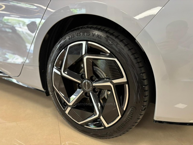 SEAL AWD ELÉTRICO 4P AUTOMÁTICO - 2024 - CARLOS BARBOSA