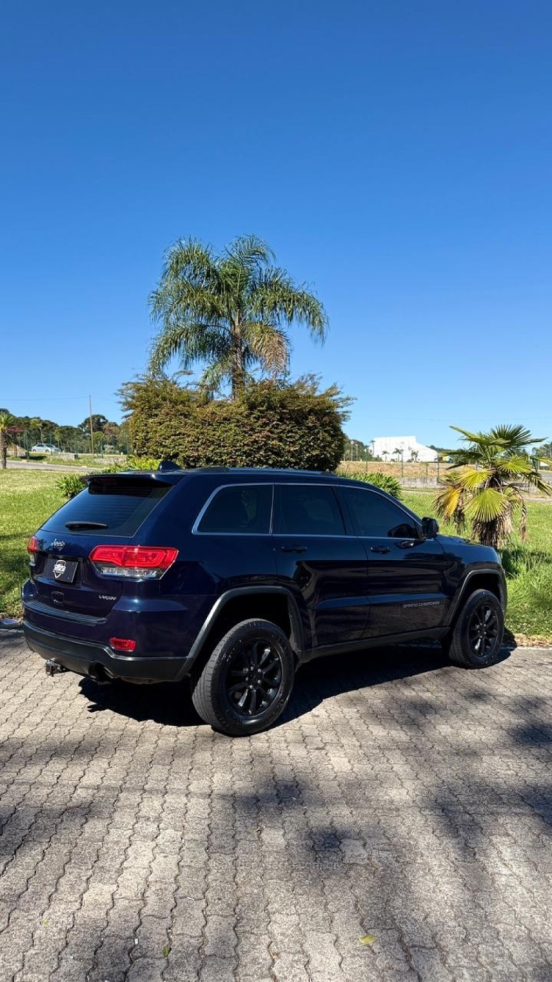 GRAND CHEROKEE 3.6 LAREDO 4X4 V6 24V GASOLINA 4P AUTOMÁTICO - 2014 - CAXIAS DO SUL