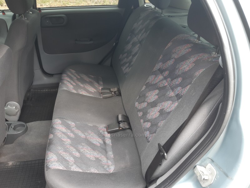 CORSA 1.0 MPFI 8V GASOLINA 4P MANUAL - 2003 - BENTO GONçALVES