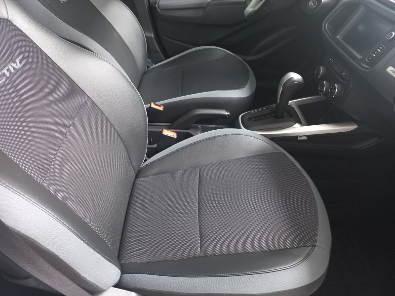 ONIX 1.4 MPFI ACTIV 8V FLEX 4P AUTOMÁTICO - 2019 - BENTO GONçALVES