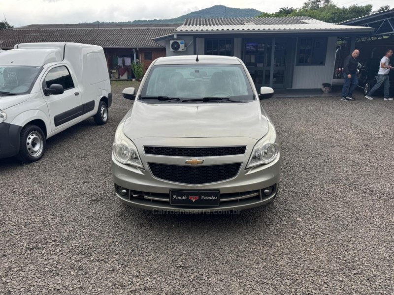 AGILE 1.4 MPFI LTZ 8V FLEX 4P MANUAL - 2011 - IGREJINHA