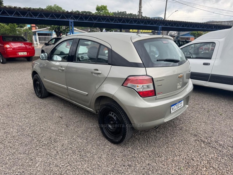 AGILE 1.4 MPFI LTZ 8V FLEX 4P MANUAL - 2011 - IGREJINHA