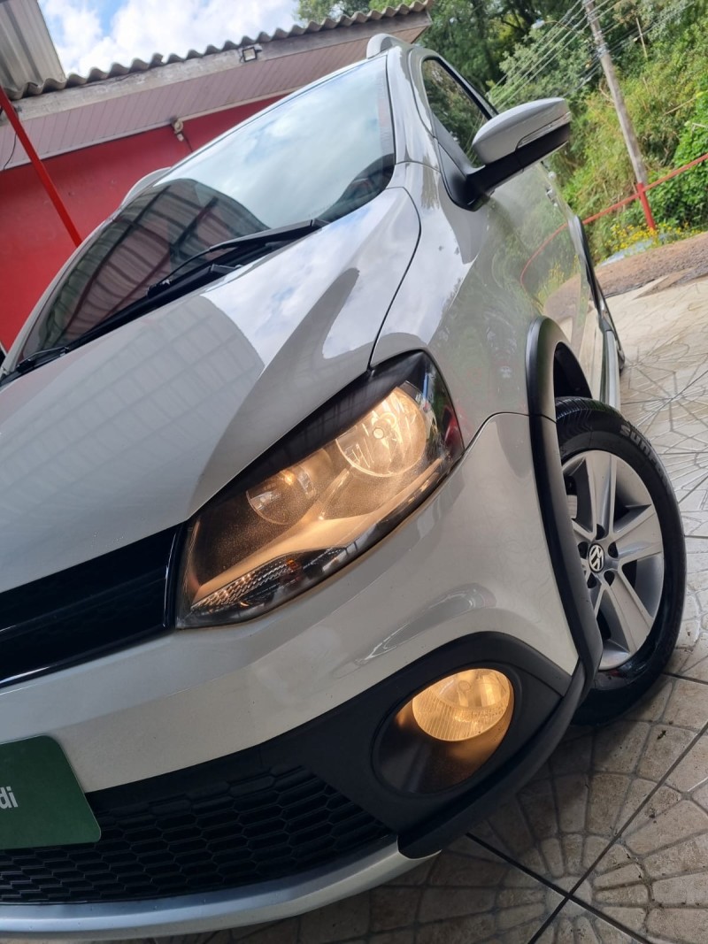 CROSSFOX 1.6 MI FLEX 8V 4P MANUAL - 2011 - CAXIAS DO SUL