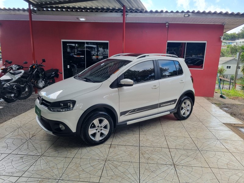 crossfox 1.6 mi flex 8v 4p manual 2011 caxias do sul