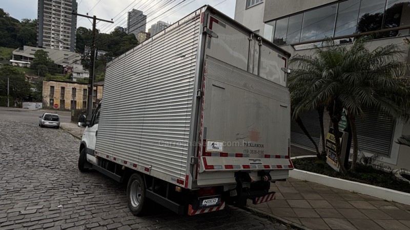 DAILY 55C16 - 2009 - BENTO GONçALVES