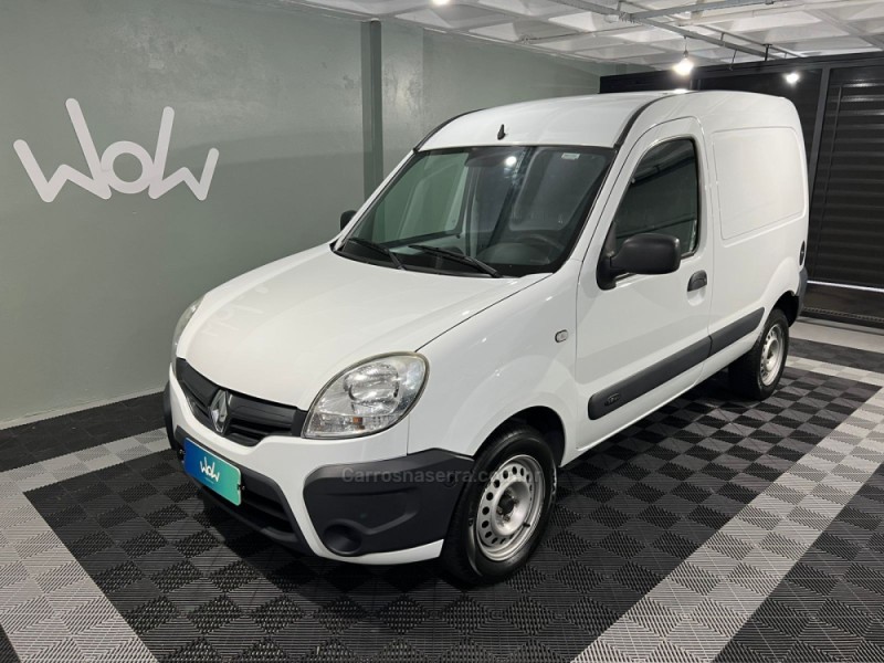 KANGOO 1.6 EXPRESSION 16V FLEX 4P MANUAL - 2018 - BENTO GONçALVES