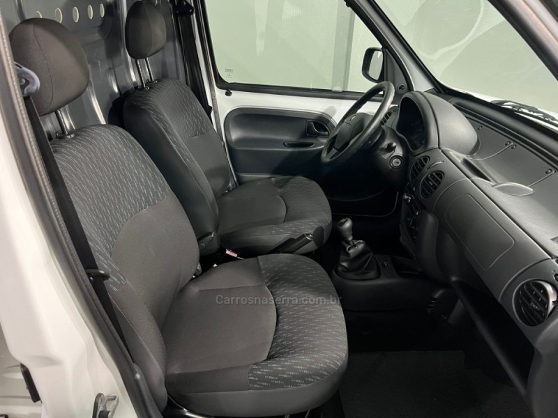 KANGOO 1.6 EXPRESSION 16V FLEX 4P MANUAL - 2018 - BENTO GONçALVES