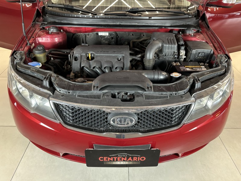 CERATO 1.6 E.222 SEDAN 16V GASOLINA 4P MANUAL - 2010 - SAPIRANGA