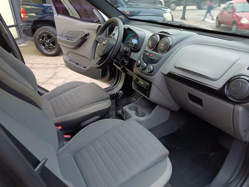 AGILE 1.4 MPFI LT 8V FLEX 4P MANUAL - 2011 - FLORES DA CUNHA